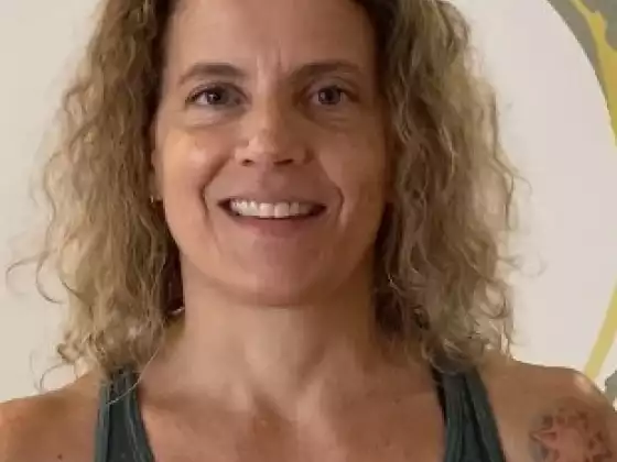 Christine LaMonica,
                            Health & Wellness, Yoga, Health & Wellness, Health & Wellness
                            Expert at Échantillonneur GRATUIT de Masterclass avec plus de 30 cours